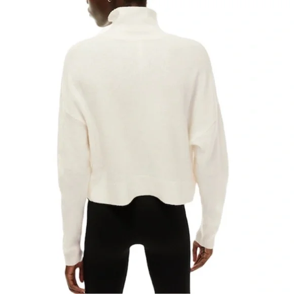 Aritzia The Group By Babaton Luxe Light Grey Cashmere Turtleneck Sweater Sz XS - Picture 3 of 17